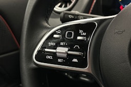 musta Mercedes-Benz EQB 2022 kuva 18.