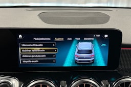 musta Mercedes-Benz EQB 2022 kuva 29.