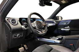 harmaa Mercedes-Benz EQB 2023 kuva 8.