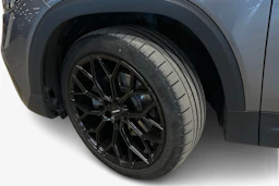 harmaa Mercedes-Benz EQB 2023 kuva 12.
