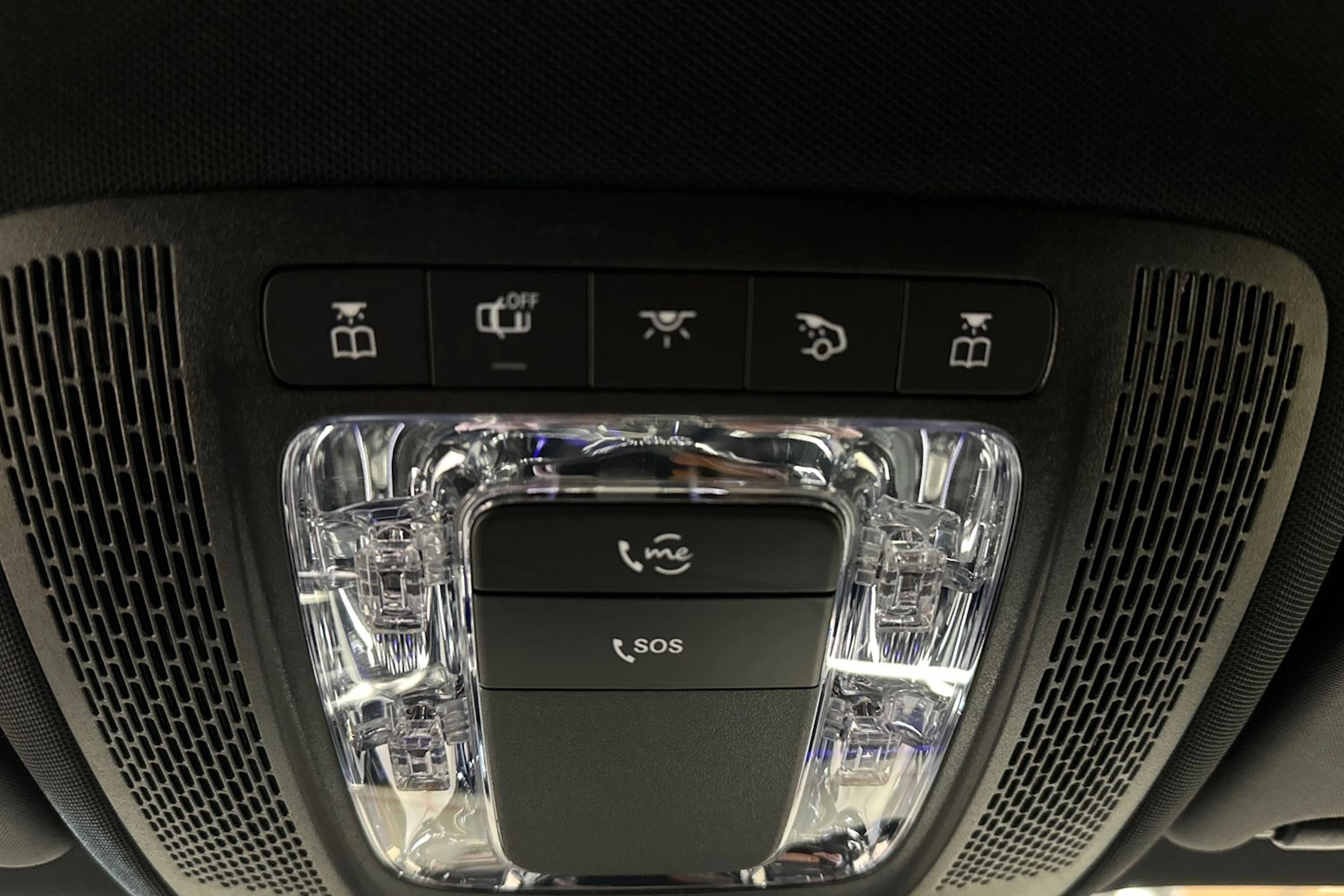 harmaa Mercedes-Benz EQB 2023 kuva 30.