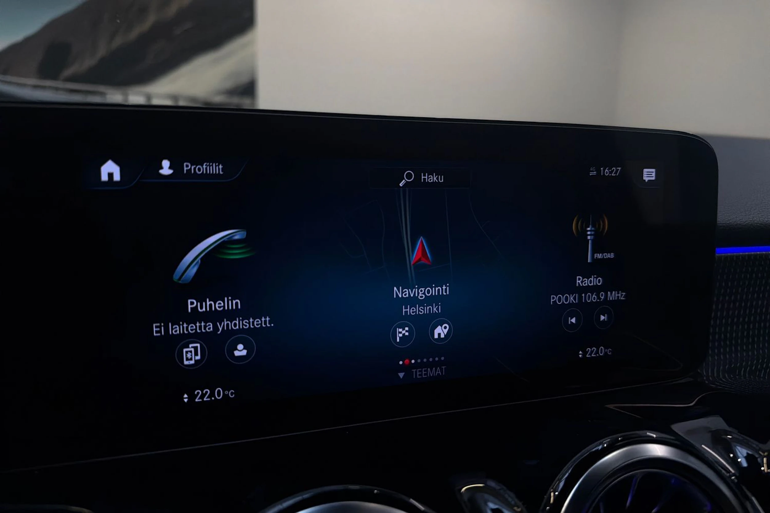 musta Mercedes-Benz EQB 2022 kuva 15.