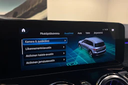 musta Mercedes-Benz EQB 2022 kuva 19.