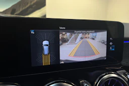 musta Mercedes-Benz EQB 2022 kuva 25.