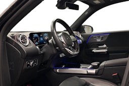 musta Mercedes-Benz EQB 2022 kuva 3.