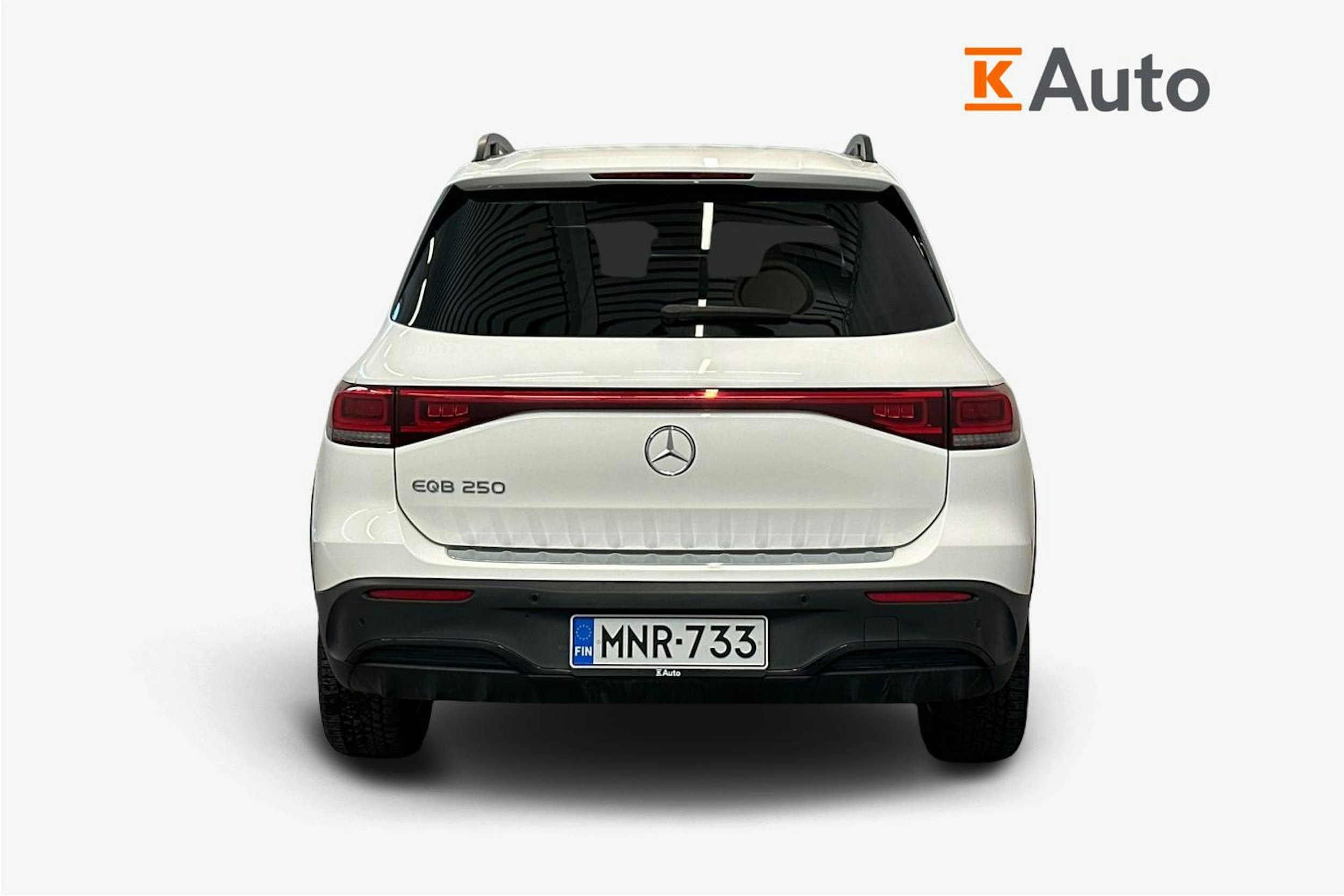 valkoinen Mercedes-Benz EQB 2022 kuva 3.