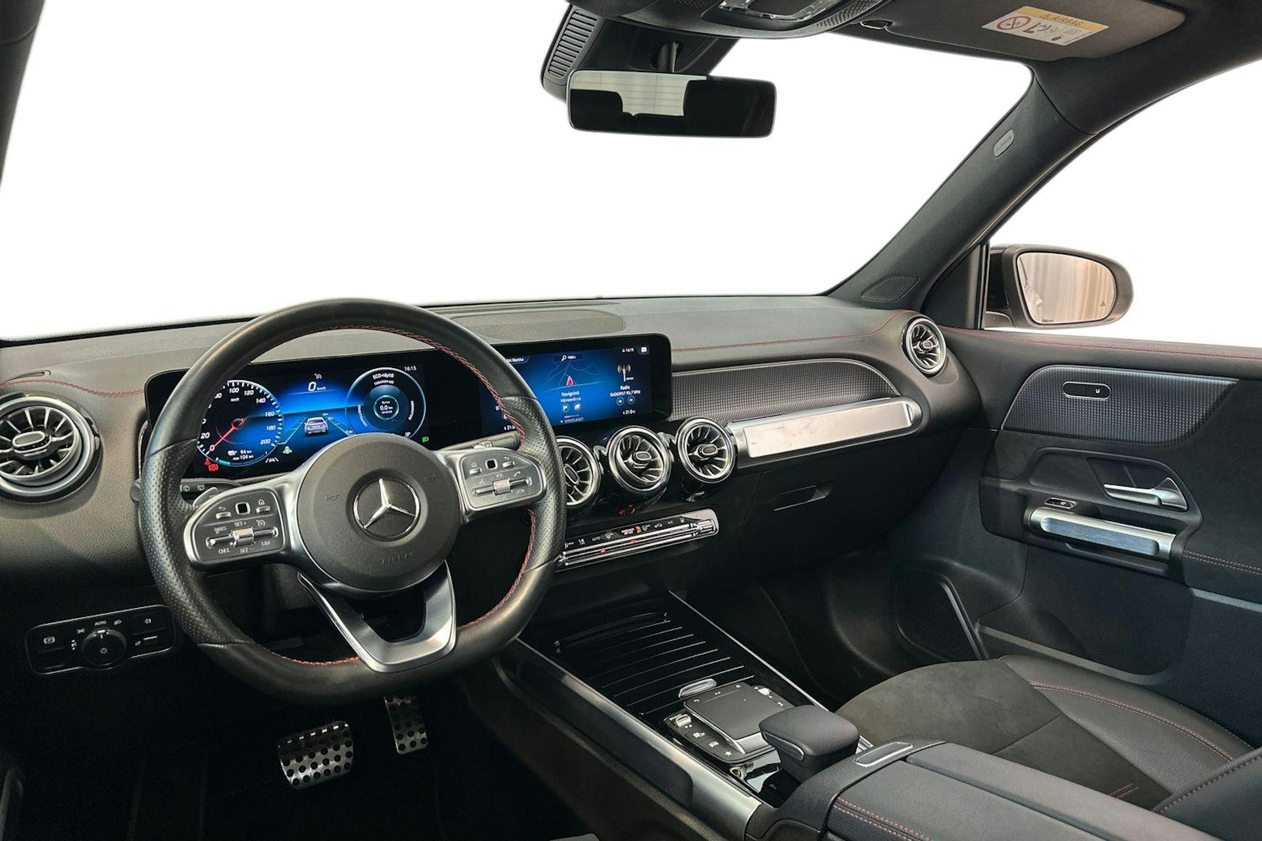 valkoinen Mercedes-Benz EQB 2022 kuva 7.