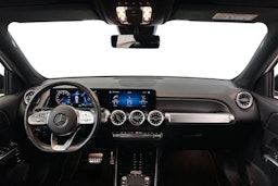 valkoinen Mercedes-Benz EQB 2022 kuva 9.