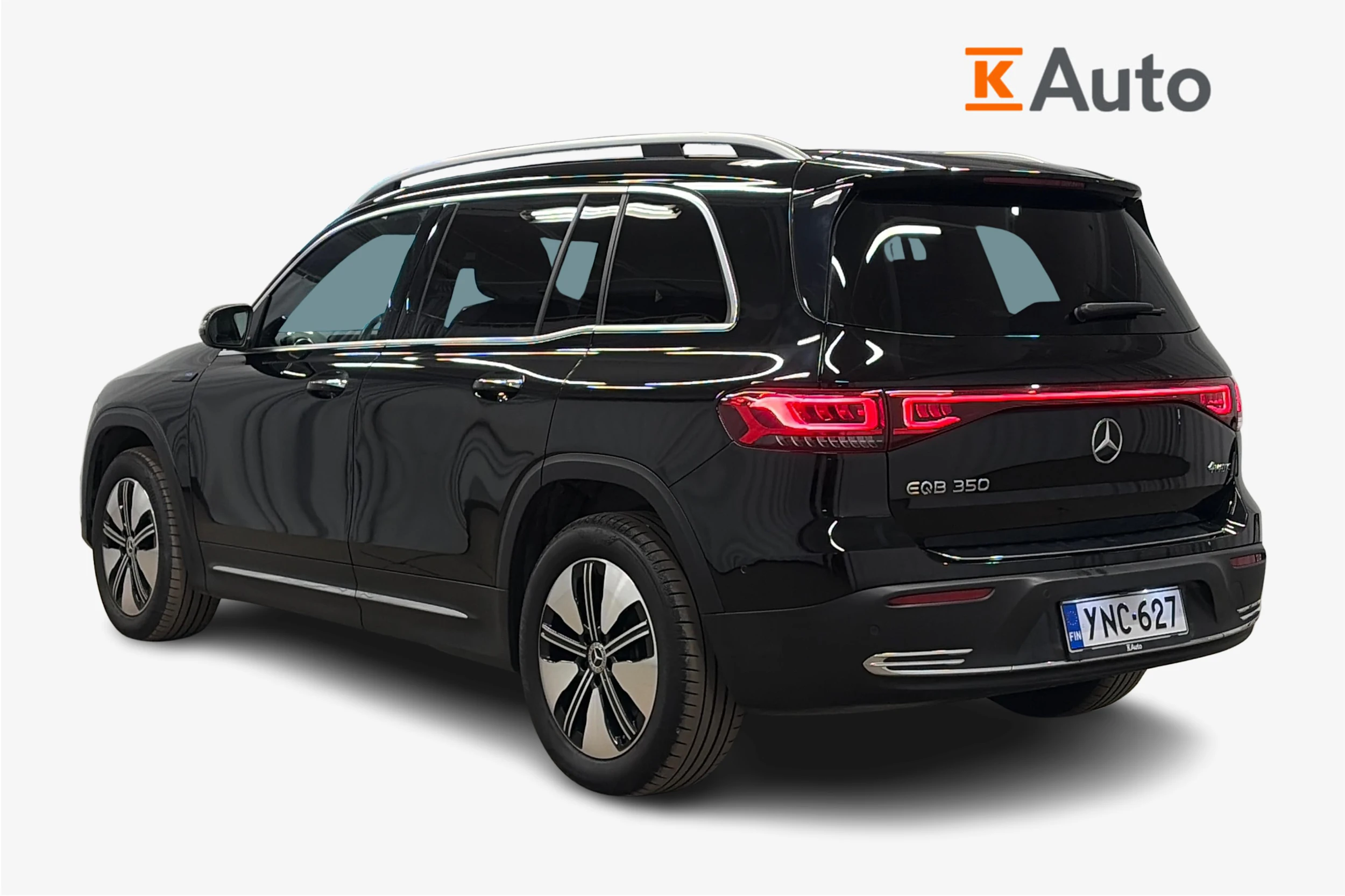 musta Mercedes-Benz EQB 2023 kuva 3.