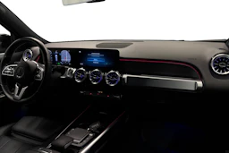 musta Mercedes-Benz EQB 2023 kuva 9.