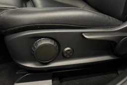 musta Mercedes-Benz EQB 2023 kuva 18.