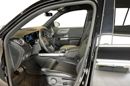 musta Mercedes-Benz EQB 2023 kuva 4.