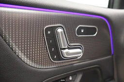 Mercedes-Benz EQB 2023 kuva 7.