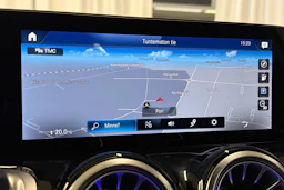 valkoinen Mercedes-Benz EQB 2023 kuva 19.