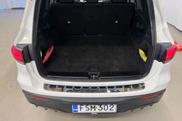 valkoinen Mercedes-Benz EQB 2023 kuva 30.