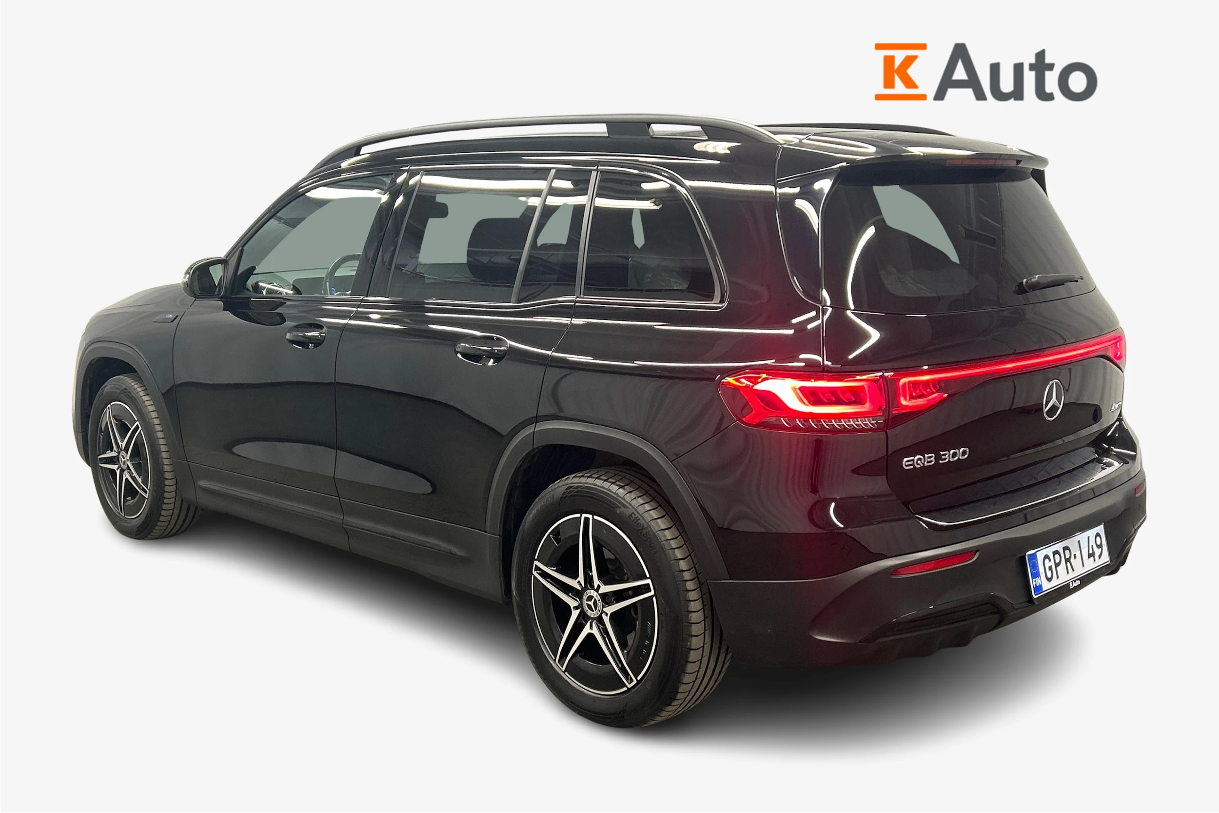 Musta Mercedes-Benz EQB 2023 kuva 3.