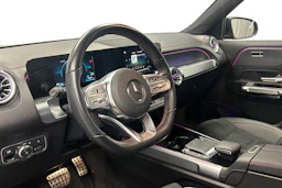Musta Mercedes-Benz EQB 2023 kuva 8.