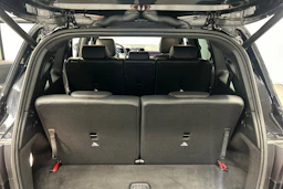 Musta Mercedes-Benz EQB 2023 kuva 24.