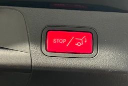 Musta Mercedes-Benz EQB 2023 kuva 26.