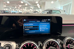 Musta Mercedes-Benz EQB 2023 kuva 30.