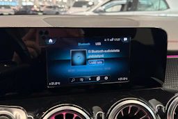 Musta Mercedes-Benz EQB 2023 kuva 31.