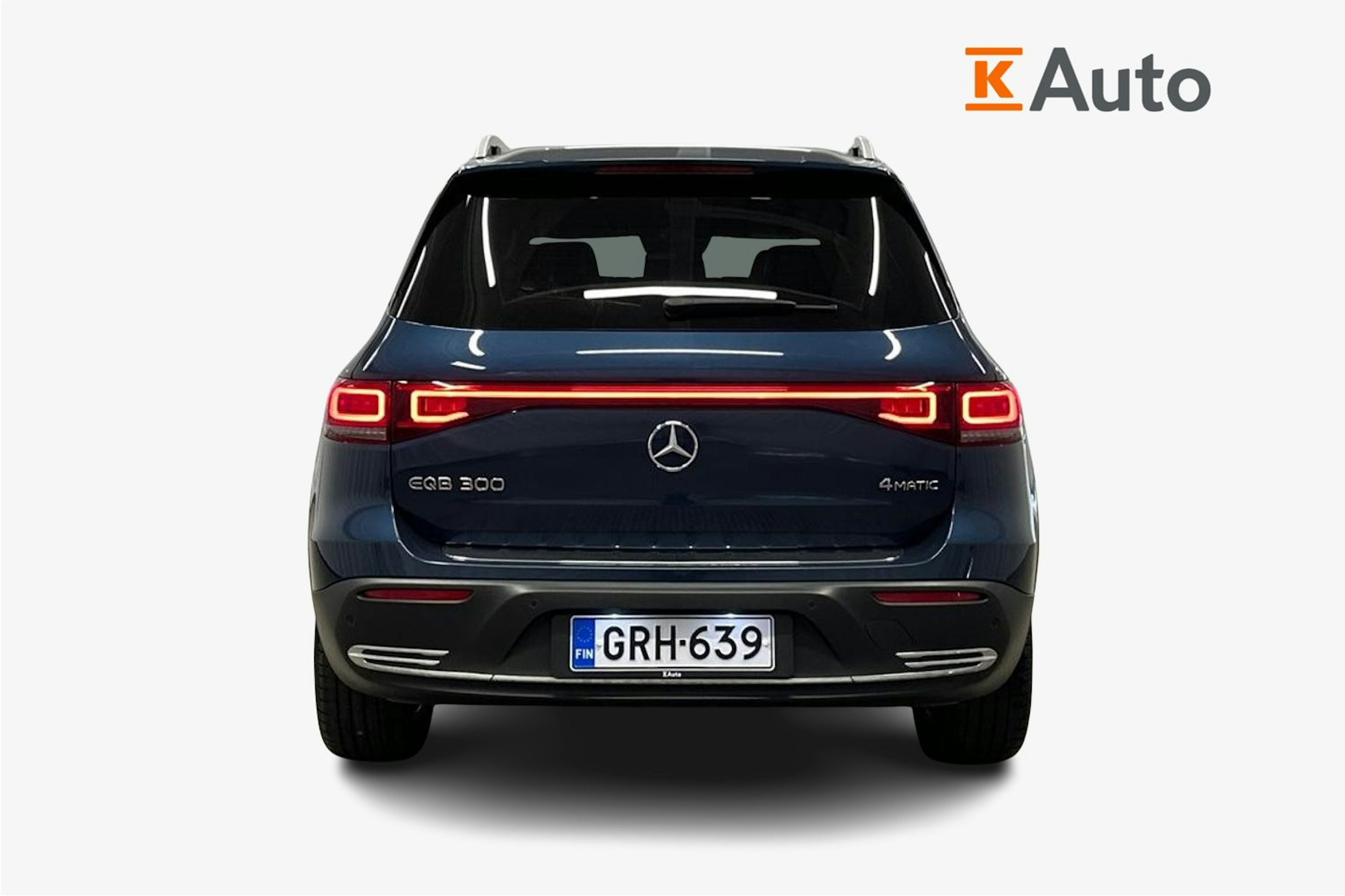 sininen Mercedes-Benz EQB 2023 kuva 3.