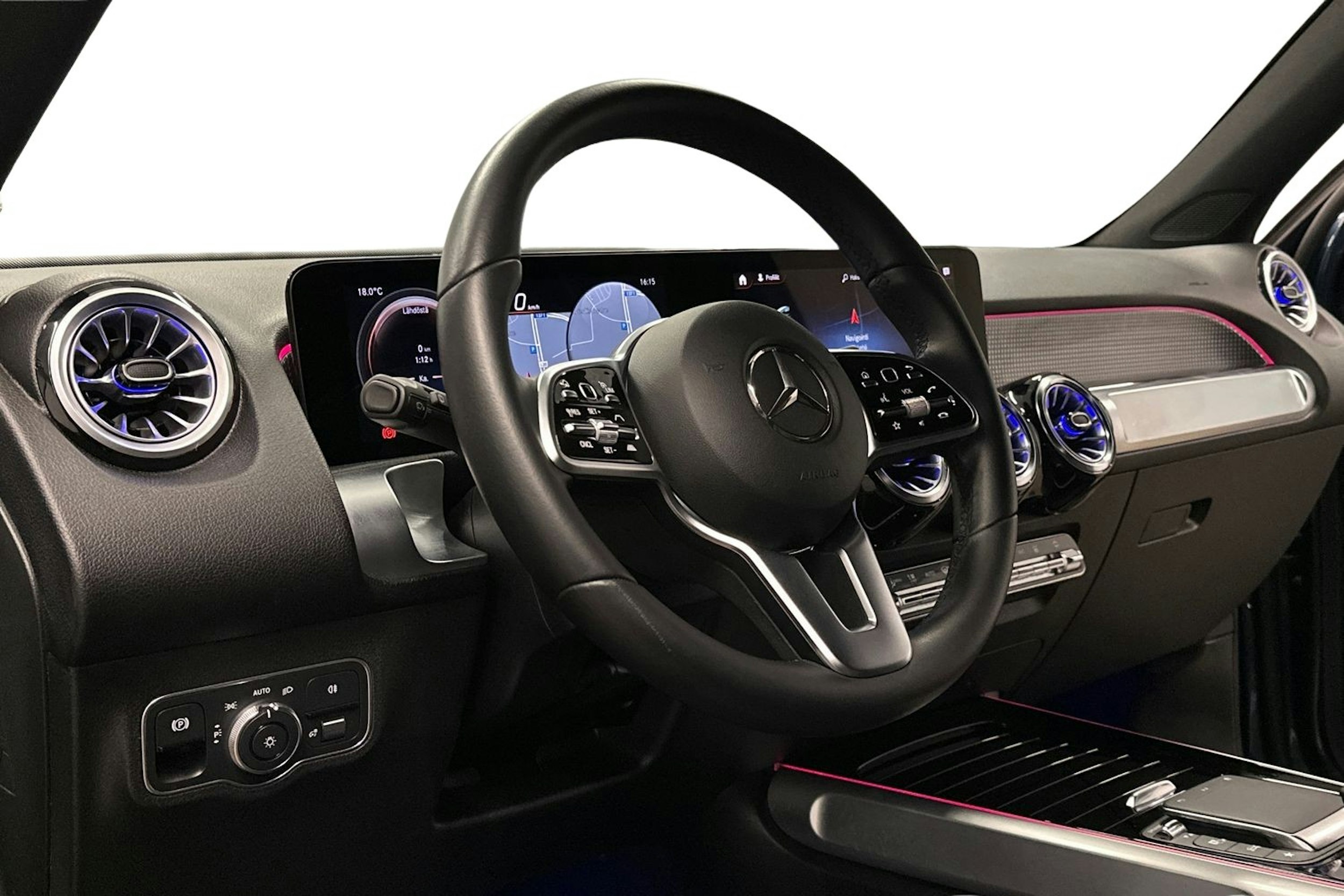 sininen Mercedes-Benz EQB 2023 kuva 7.