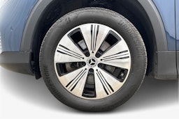 sininen Mercedes-Benz EQB 2023 kuva 11.