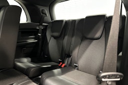 sininen Mercedes-Benz EQB 2023 kuva 15.