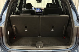 sininen Mercedes-Benz EQB 2023 kuva 27.