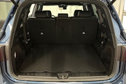 sininen Mercedes-Benz EQB 2023 kuva 28.