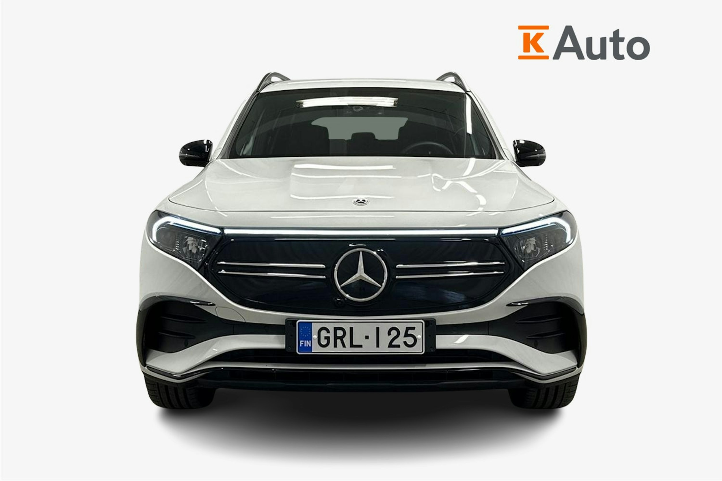 valkoinen Mercedes-Benz EQB 2023 kuva 5.