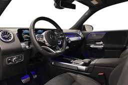 valkoinen Mercedes-Benz EQB 2023 kuva 7.