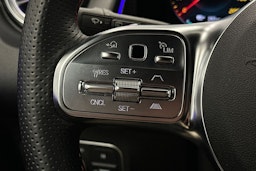 valkoinen Mercedes-Benz EQB 2023 kuva 20.