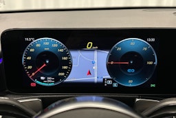 valkoinen Mercedes-Benz EQB 2023 kuva 23.