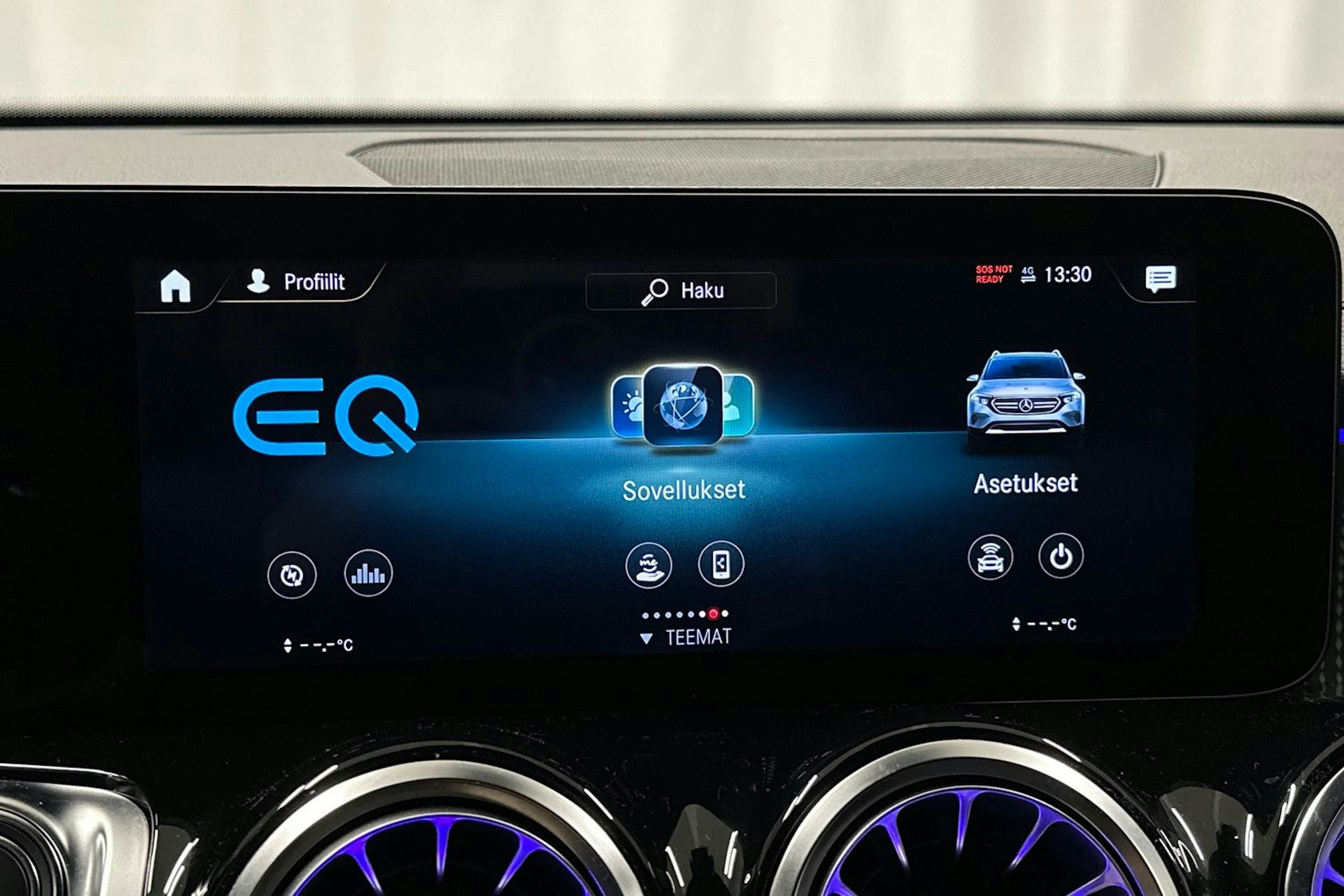 valkoinen Mercedes-Benz EQB 2023 kuva 24.