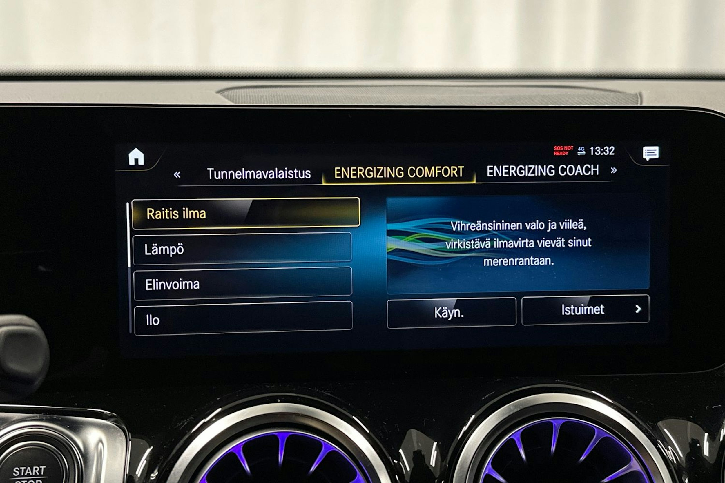 valkoinen Mercedes-Benz EQB 2023 kuva 29.