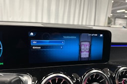 musta Mercedes-Benz EQB 2023 kuva 19.