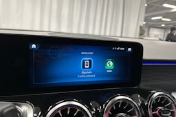 musta Mercedes-Benz EQB 2023 kuva 20.