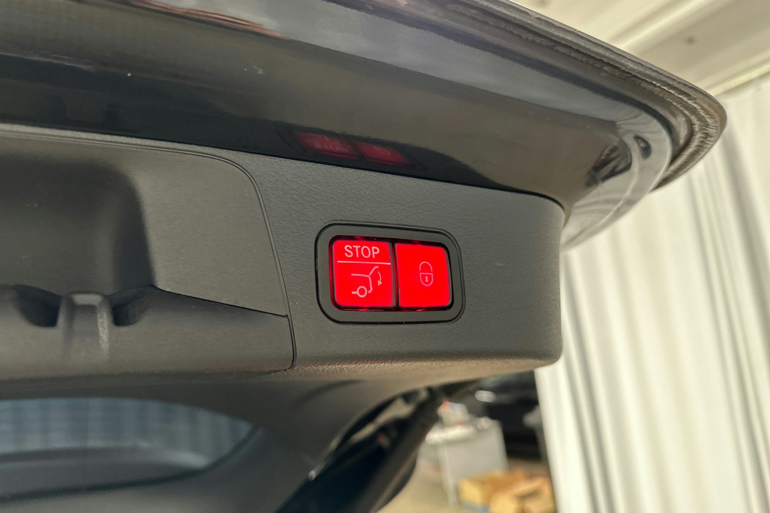 musta Mercedes-Benz EQB 2023 kuva 29.