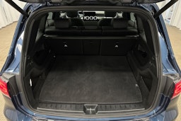 sininen Mercedes-Benz EQB 2023 kuva 14.