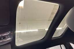 sininen Mercedes-Benz EQB 2023 kuva 31.
