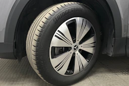 harmaa Mercedes-Benz EQB 2023 kuva 13.