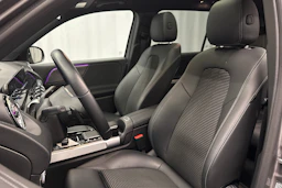 harmaa Mercedes-Benz EQB 2023 kuva 15.