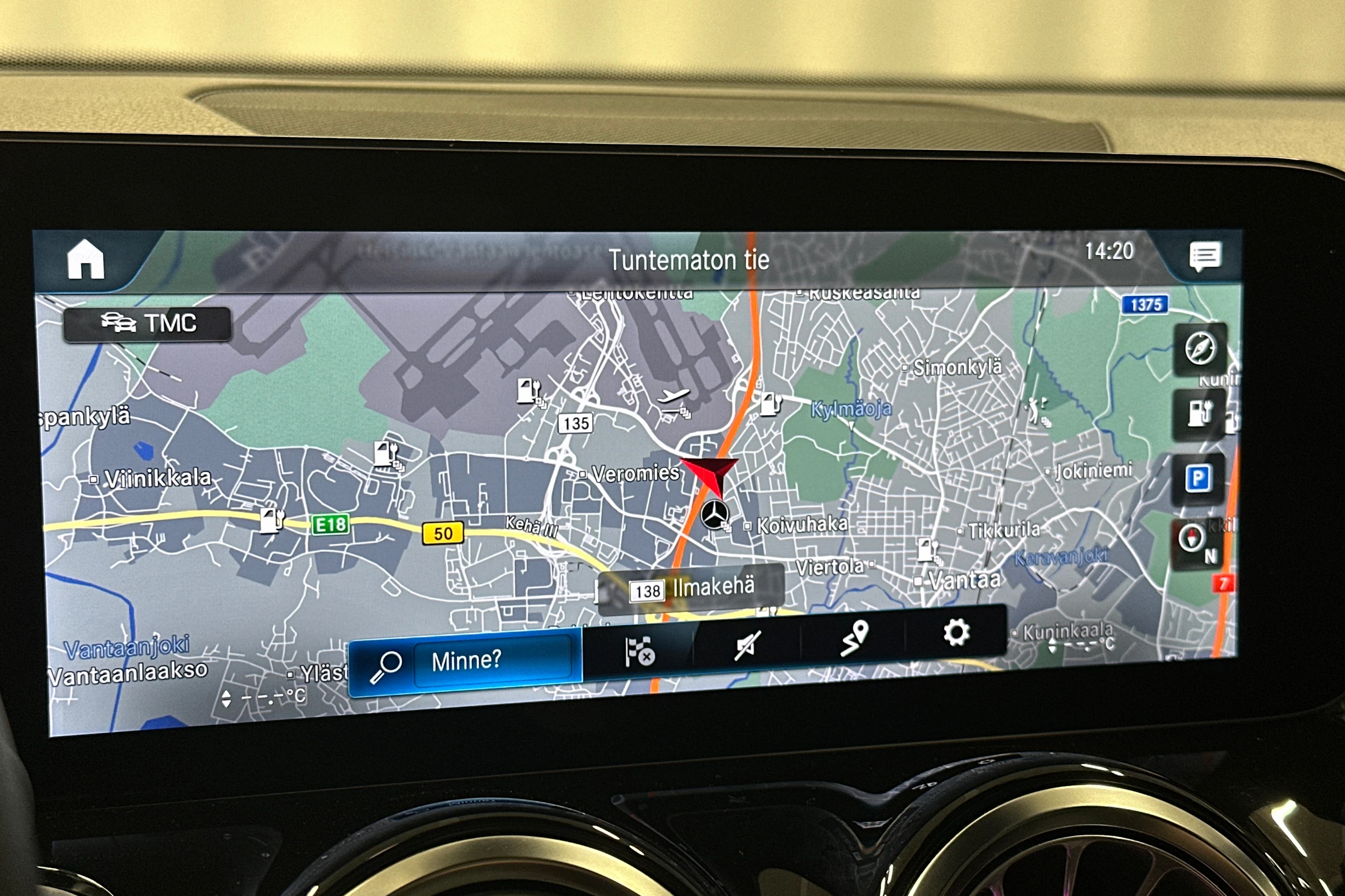 harmaa Mercedes-Benz EQB 2023 kuva 25.