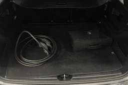 harmaa Mercedes-Benz EQB 2023 kuva 40.