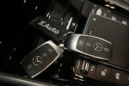 harmaa Mercedes-Benz EQB 2023 kuva 42.