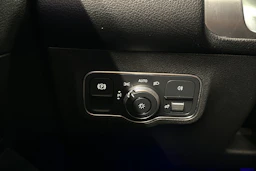 harmaa Mercedes-Benz EQB 2023 kuva 18.