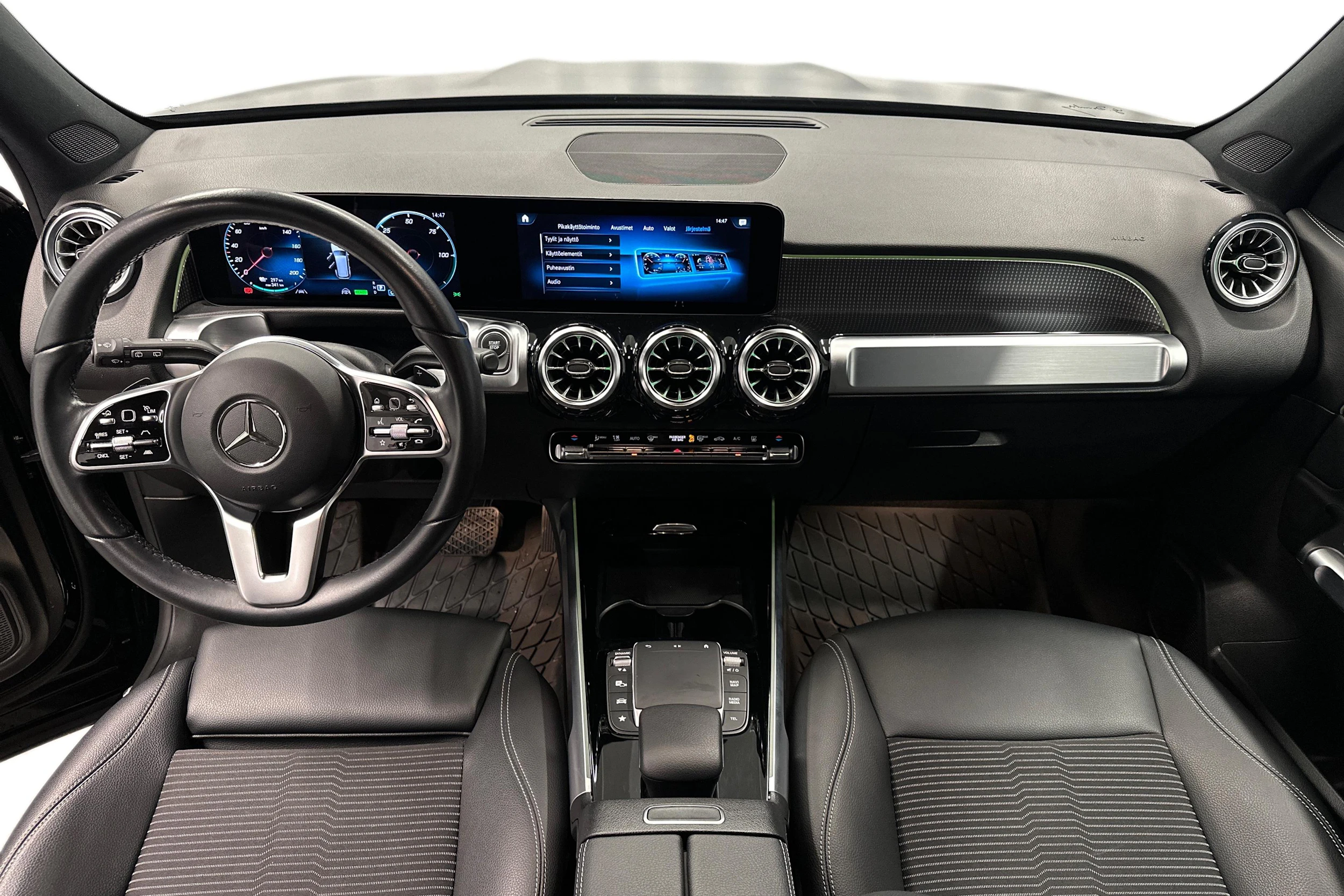 musta Mercedes-Benz EQB 2023 kuva 9.