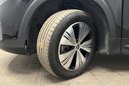 musta Mercedes-Benz EQB 2023 kuva 13.